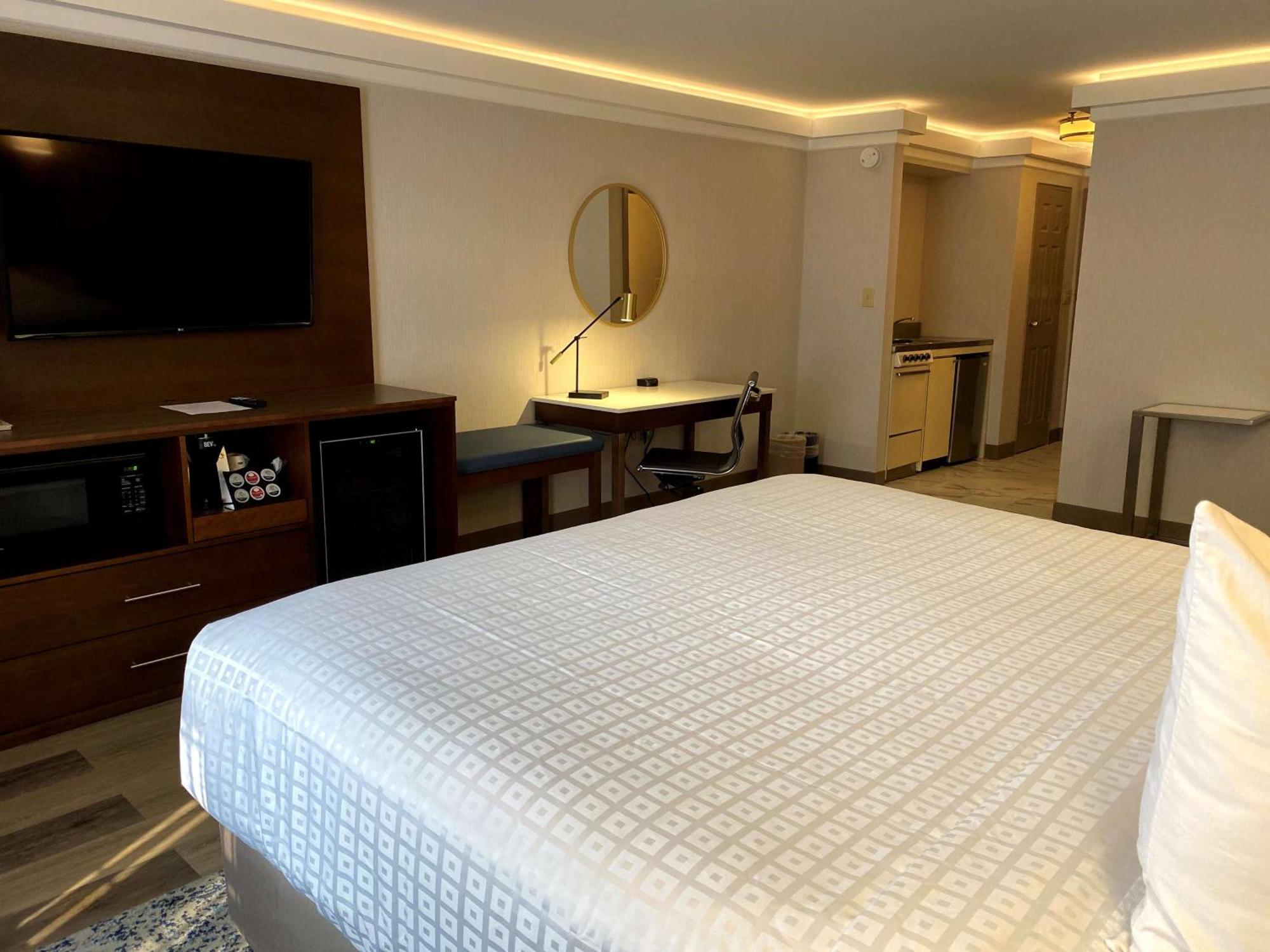 The Westfield Inn, BW Signature Collection Экстерьер фото