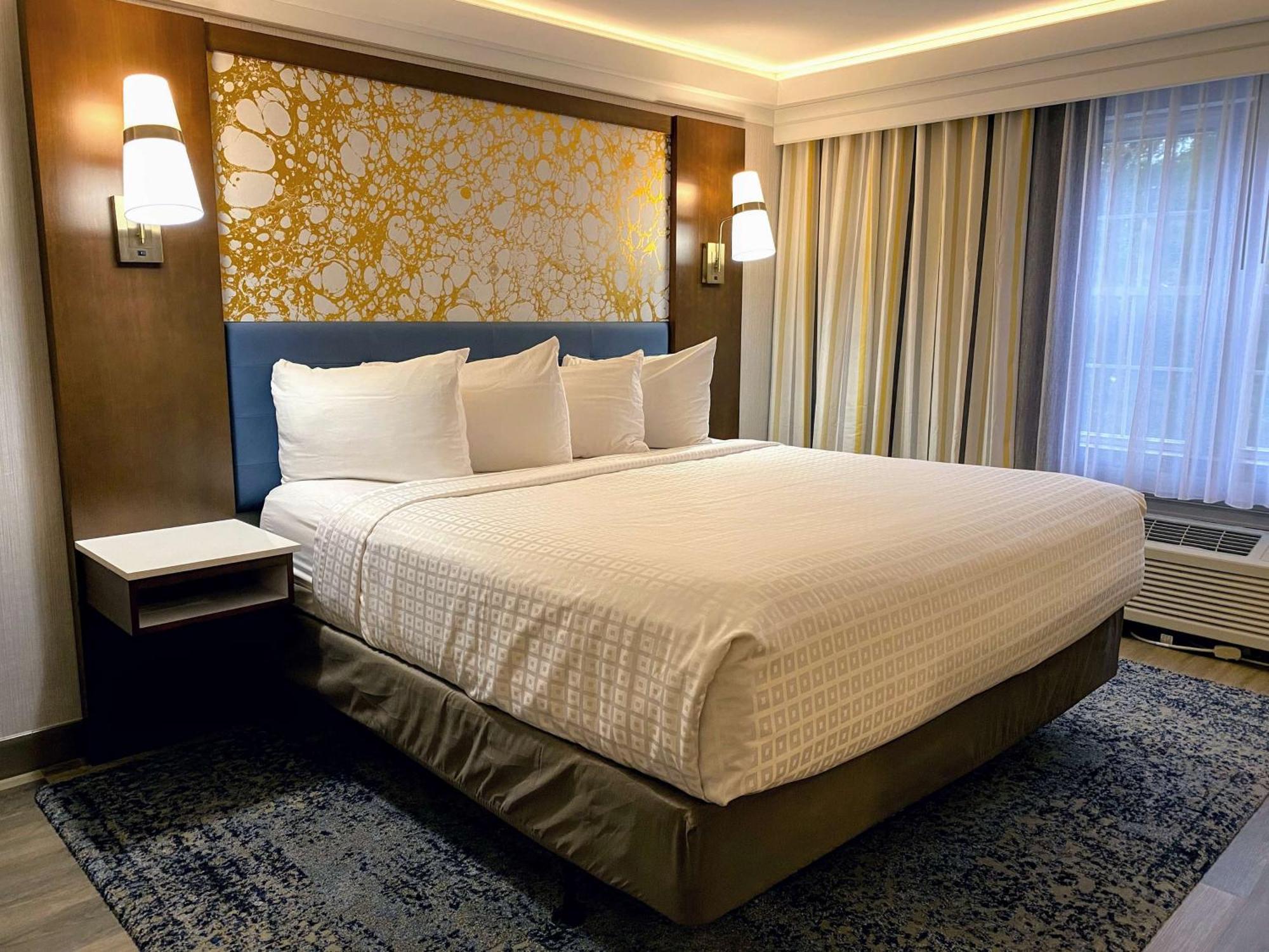 The Westfield Inn, BW Signature Collection Экстерьер фото