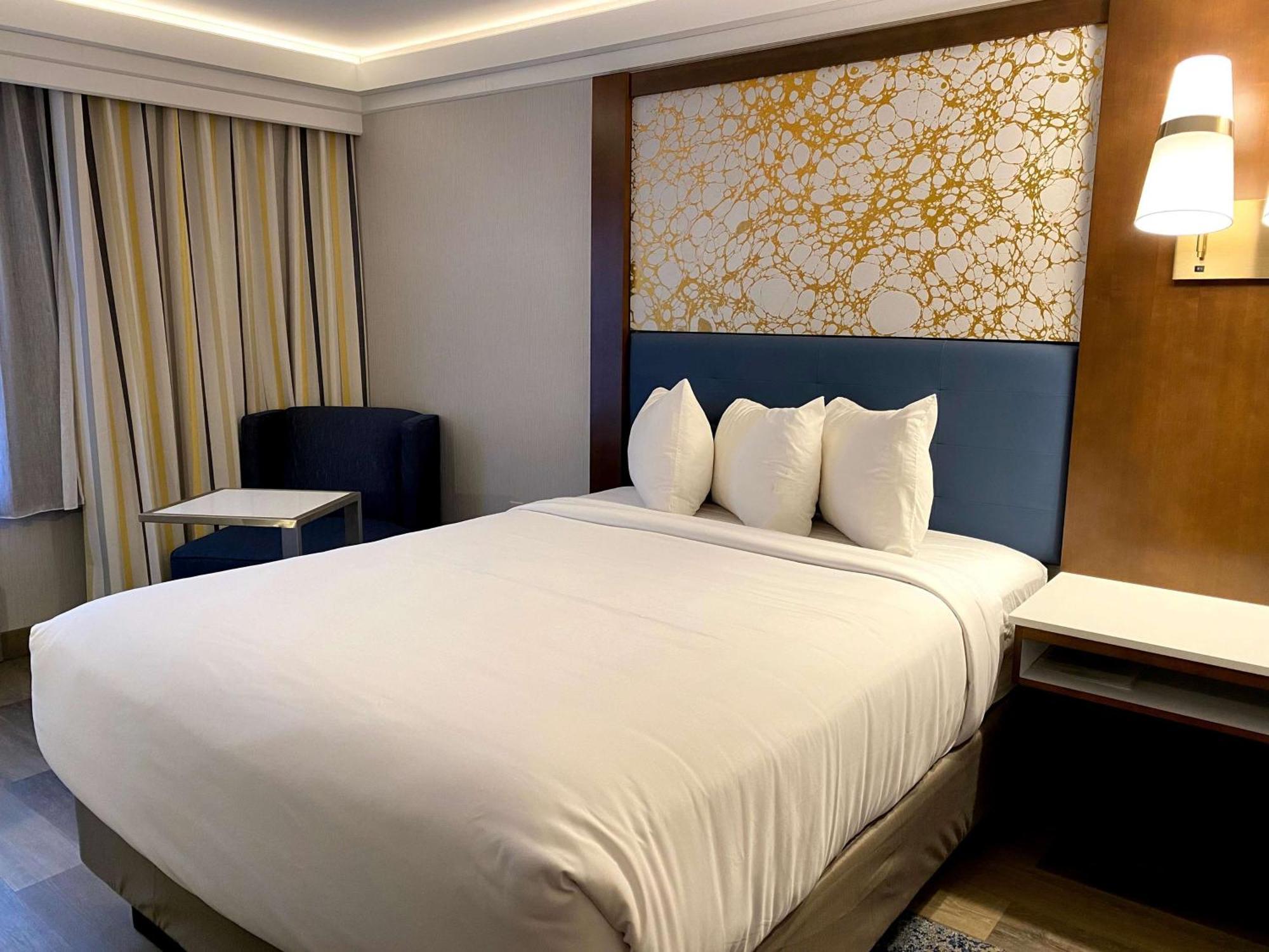 The Westfield Inn, BW Signature Collection Экстерьер фото
